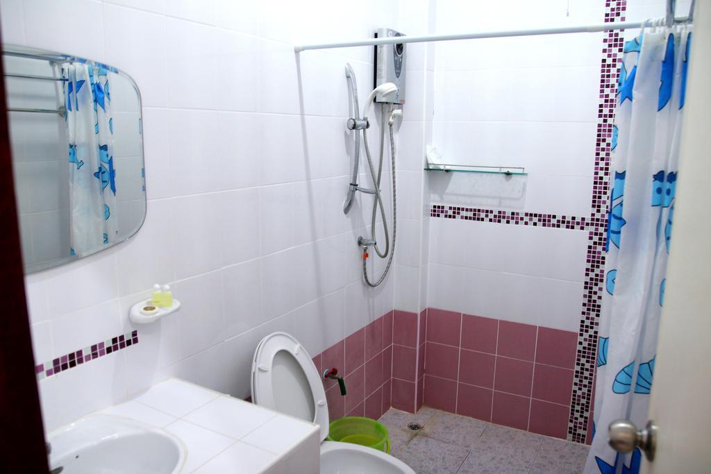 Baan Pordee Homestay Phayayen エクステリア 写真