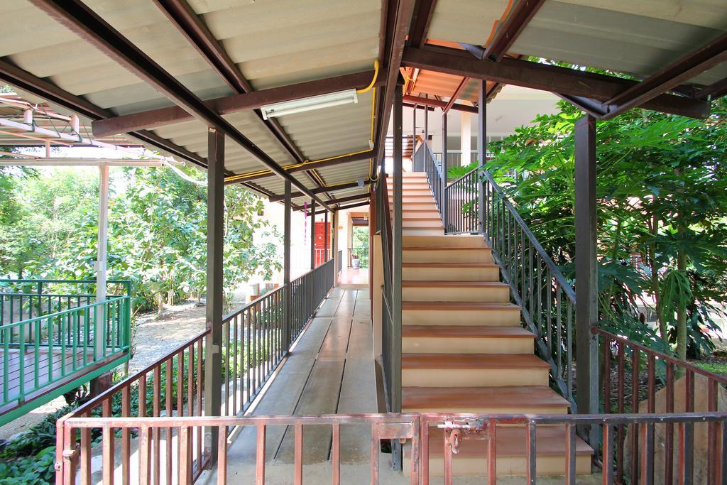 Baan Pordee Homestay Phayayen エクステリア 写真